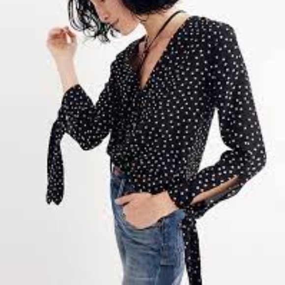 Madewell Silk Star Scatter Tie-Sleeve Black Shirt White Stars 2/3 sleeve Sz. XS - Picture 1 of 16